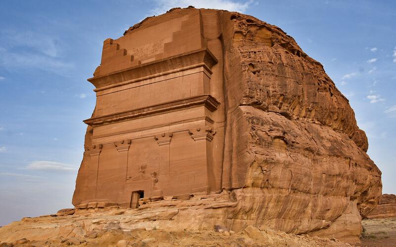 Qasr al-Farid, het Nabateese rotsgraf in Hegra bij AlUla